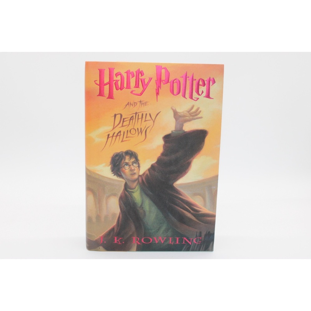 Harry Potter and the Deathly Hallows, Hardcover First Edition 2007 NEW 759 pages